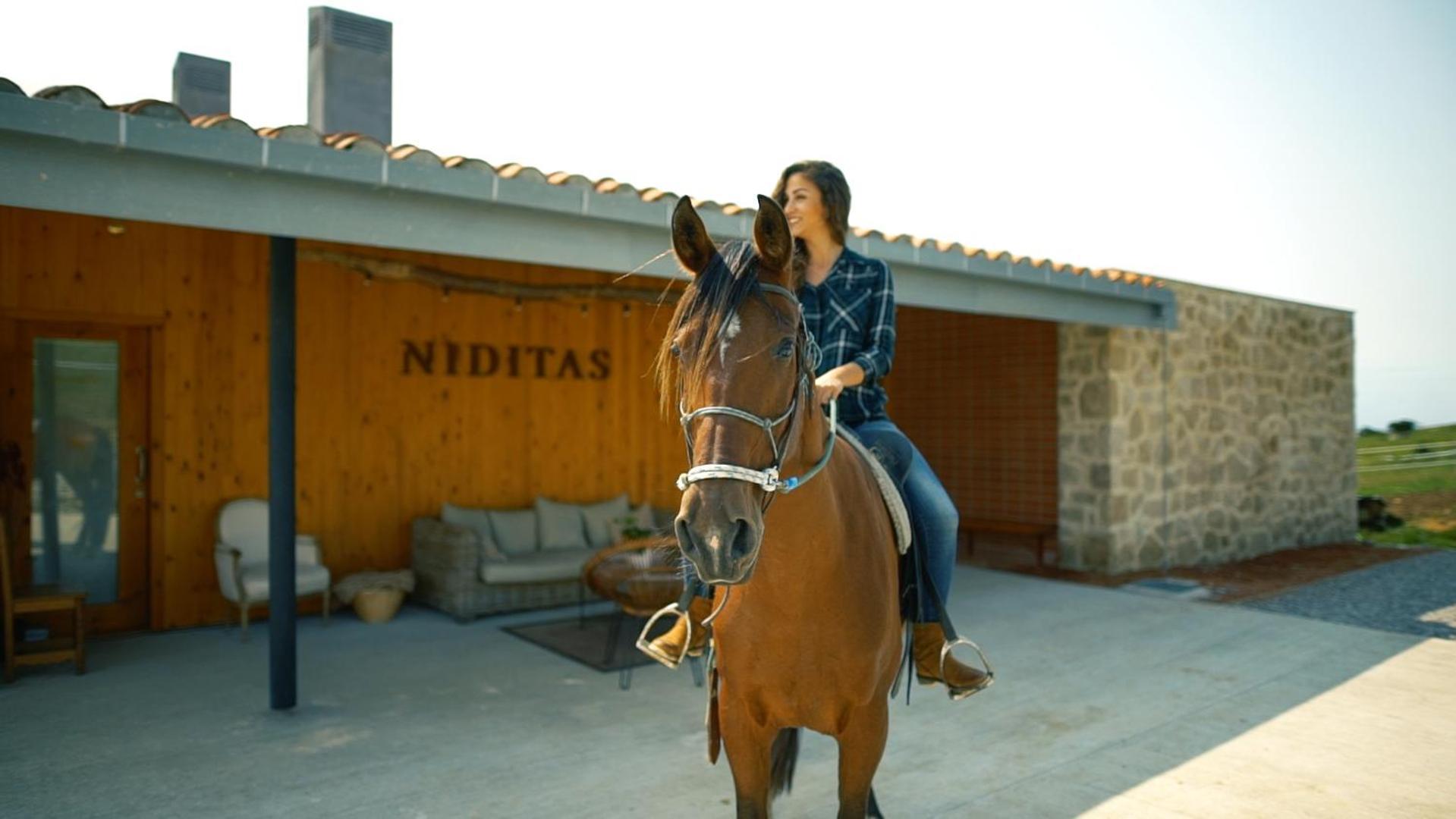 Suites Niditas Yuso Buitenkant foto